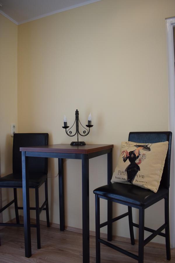Orient Apartmanhaz Егер Екстериор снимка