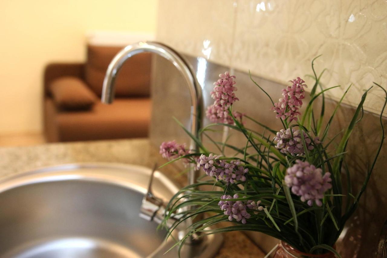 Orient Apartmanhaz Егер Екстериор снимка